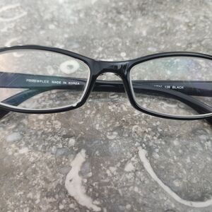 Prime+Flex Black Eyeglasses Frame - Glossy Rectangular Arm